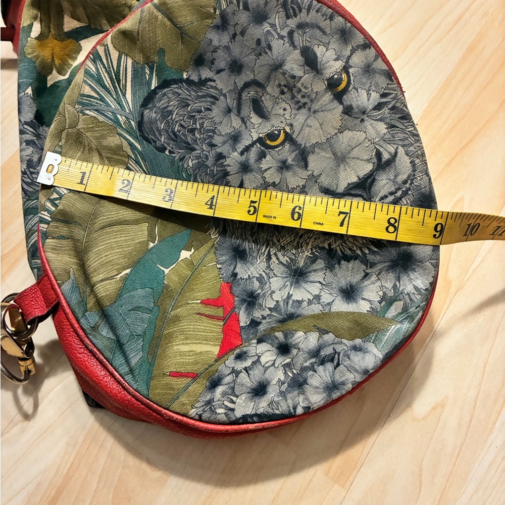 Authentic Vintage Salvatore Ferragamo Large Jungle Floral Lion Bucket bag - Picture 3 of 16
